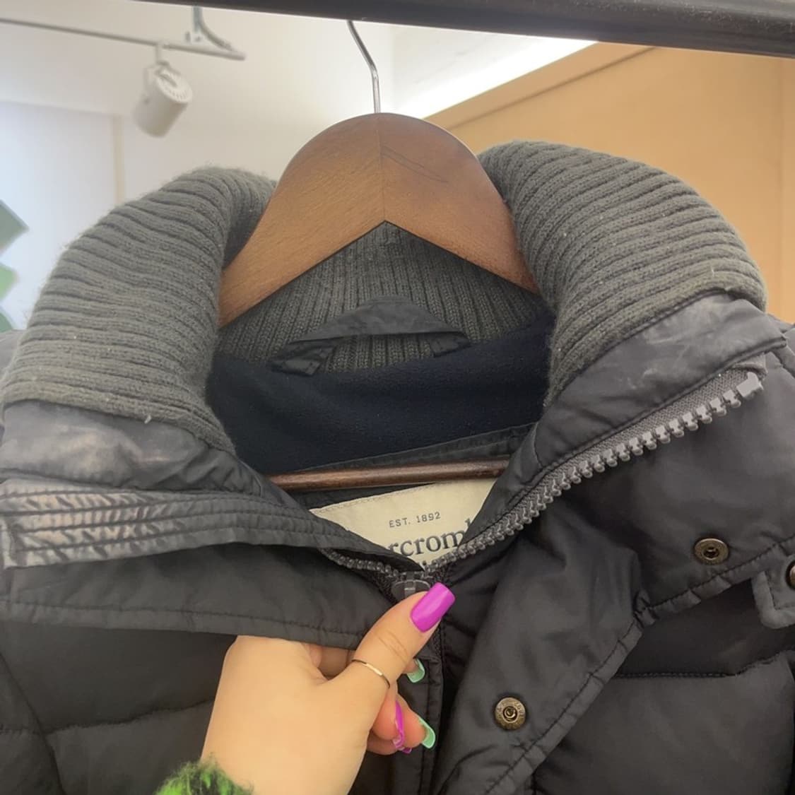 아베크롬비 올드스쿨 빈티지 암패치 캠쉘 패딩 100 C07250 상품이미지7