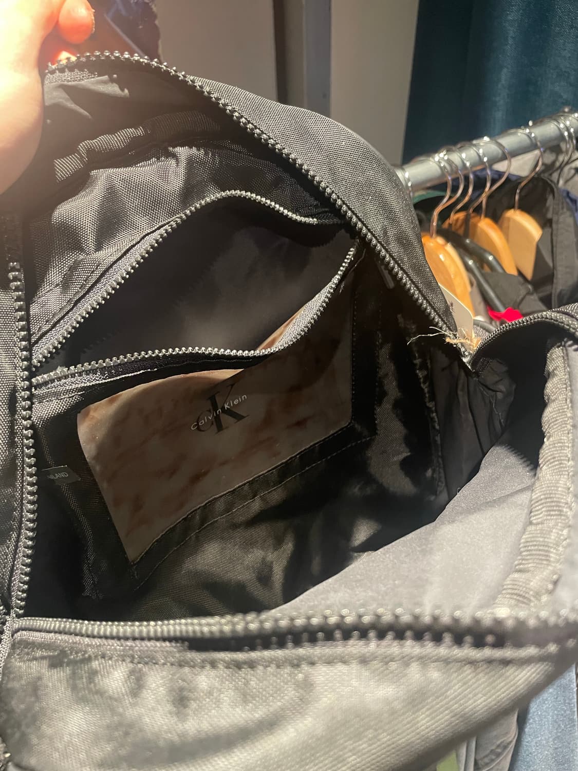 CalvinKlein 캘빈클라인 3포캣 백팩 상품이미지3