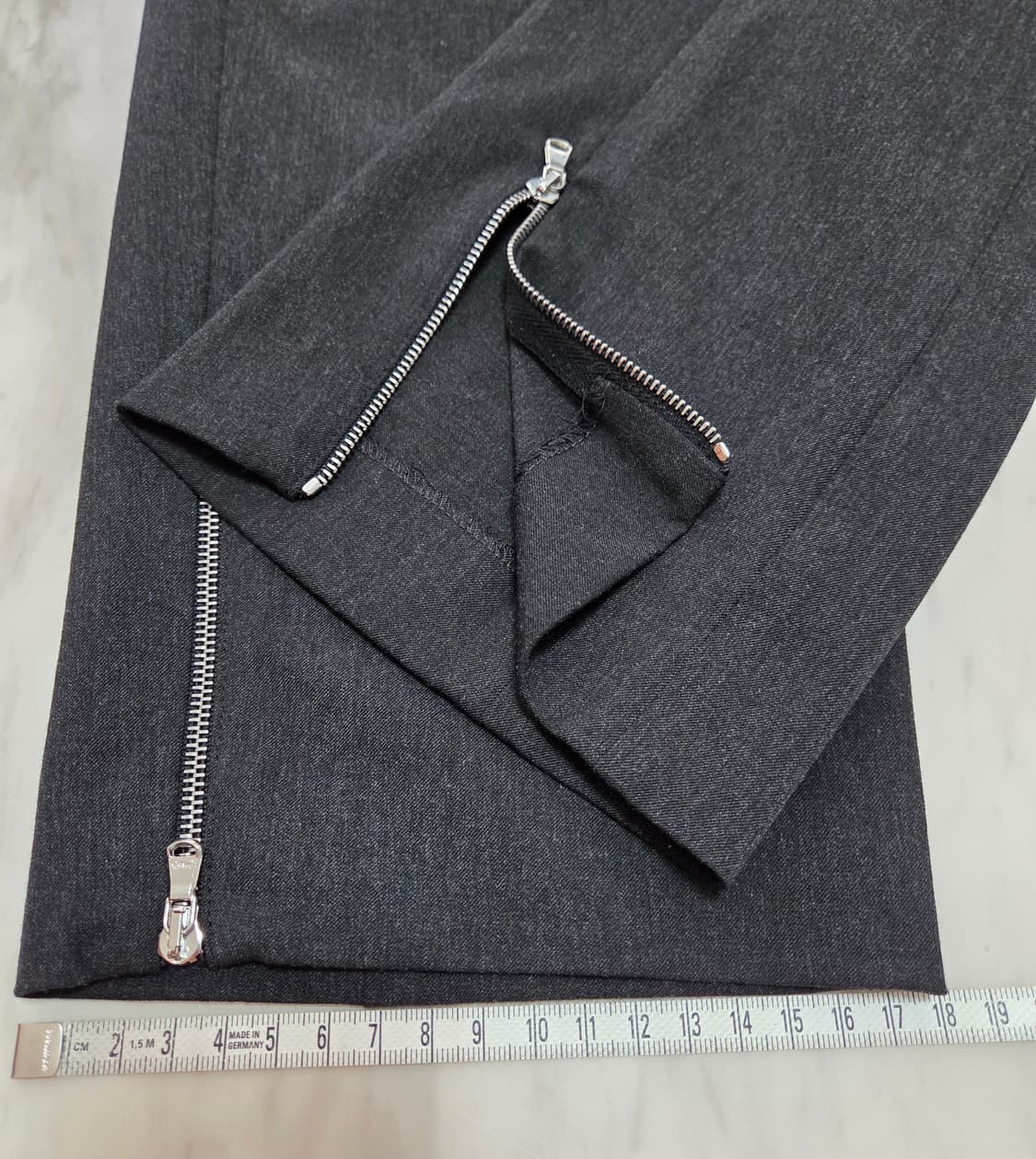 타임옴므 지퍼 디테일 밴딩 슬랙스  상품이미지6