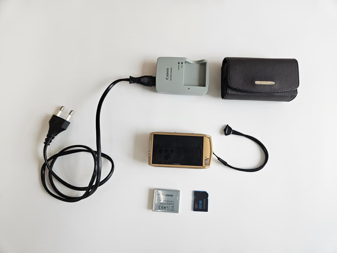 캐논 ixus 310 HS 골드 디지털 카메라 팝니다. 상품이미지1