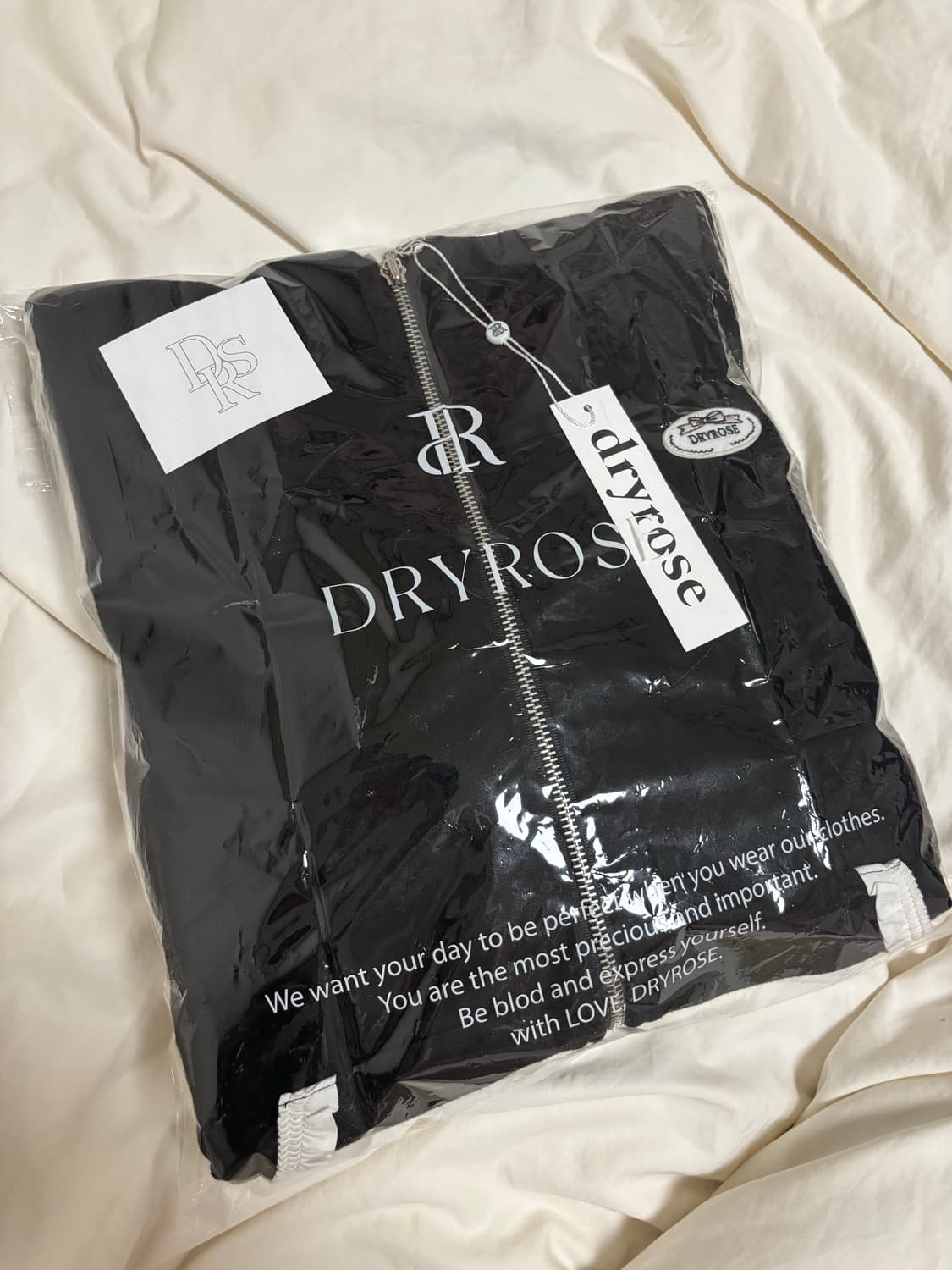 (새상품)드라이로즈 빅리본 후드집업 블랙 쓰리타임즈 더티스 상품이미지2