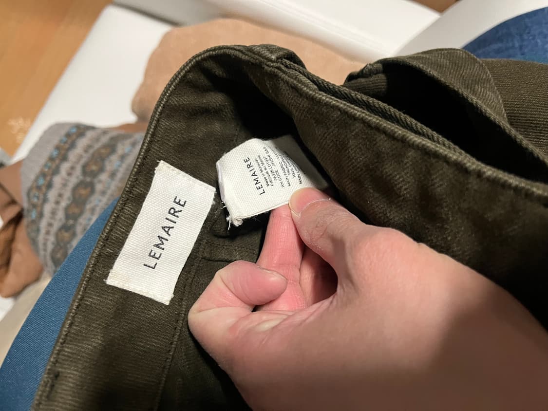 르메르 트위스트 벨티드 데님 에스프레소 S사이즈 팝니다 상품이미지6