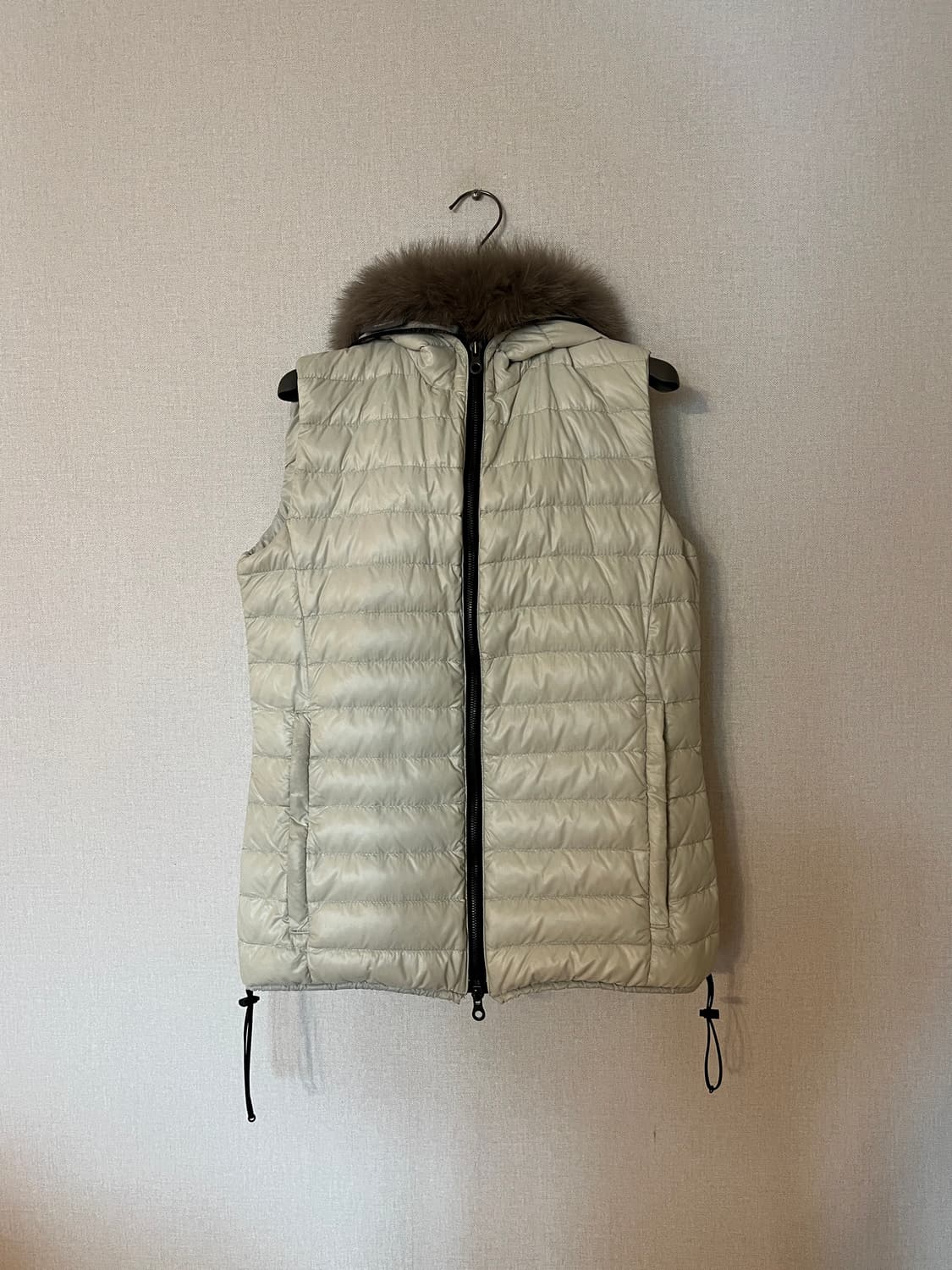 듀베티카 구스 패딩 털 조끼 상품이미지2