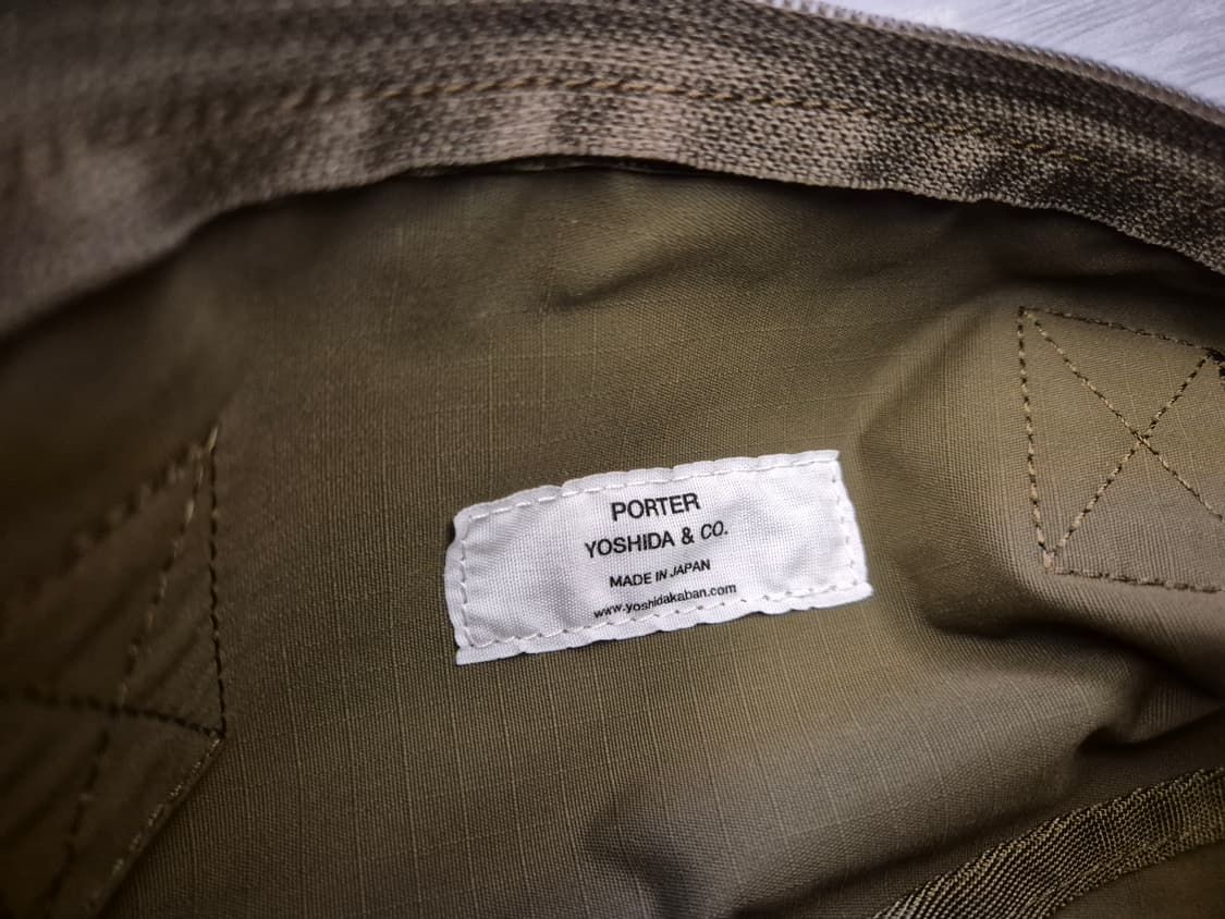 요시다포터 프레임 투웨이 헬멧 백 상품이미지9