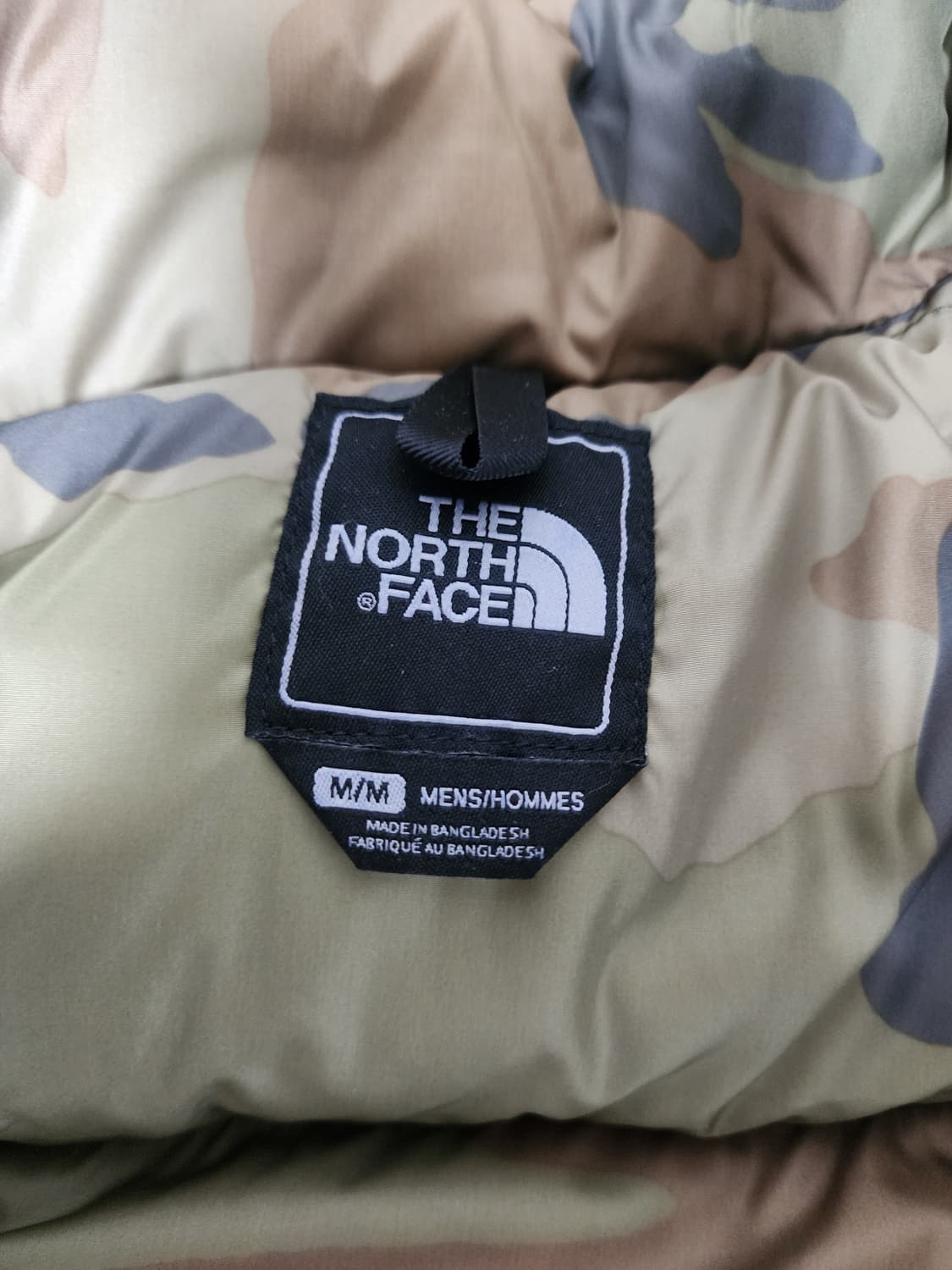 노스페이스 센터로고 눕시 카모 패딩 상품이미지2