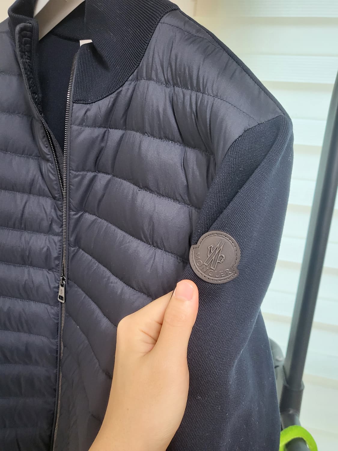 25FW 몽클레어 트리콧 니트패딩 L 상품이미지4