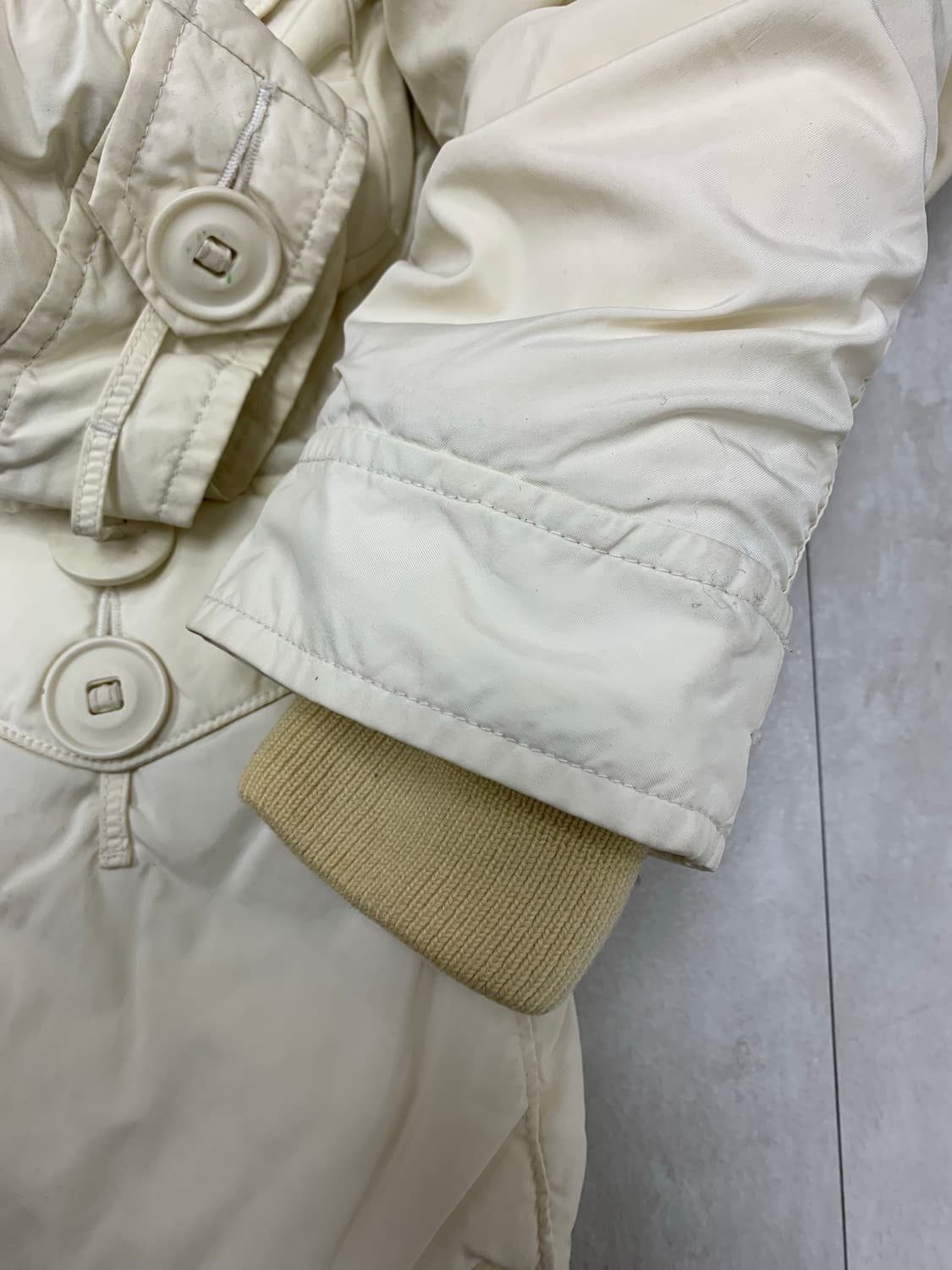 폴로 랄프로렌 화이트 포켓 디테일 패딩 #209 상품이미지6