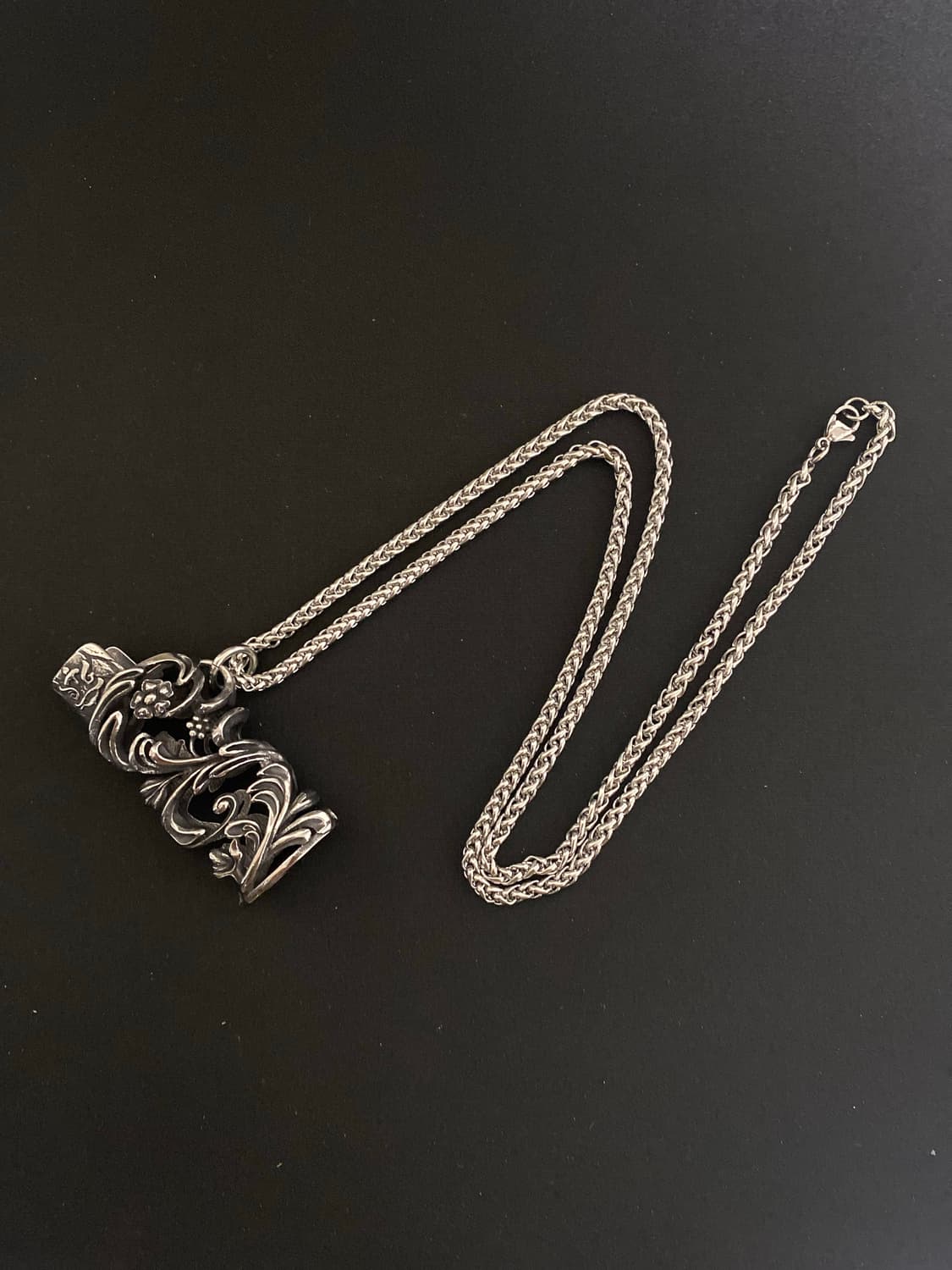 Heavy Gothic 라이터 케이스 목걸이 상품이미지2