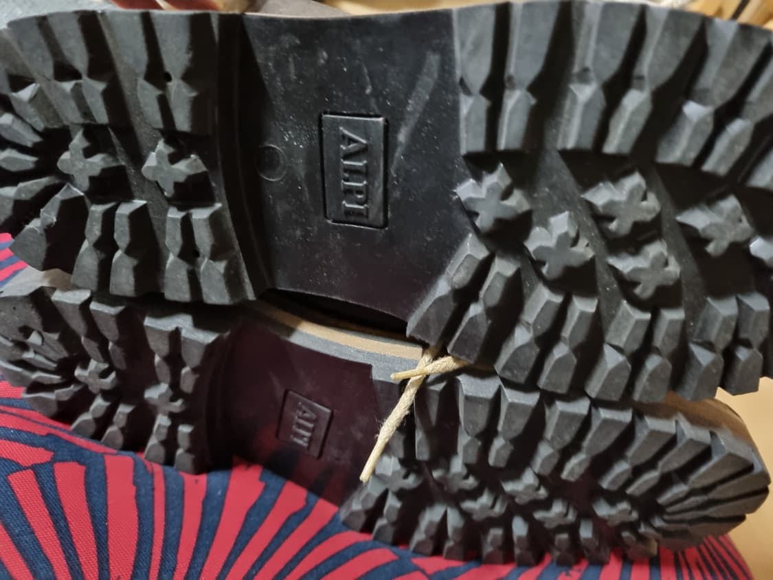 Invicta Nubuck Alpi Boots  상품이미지2