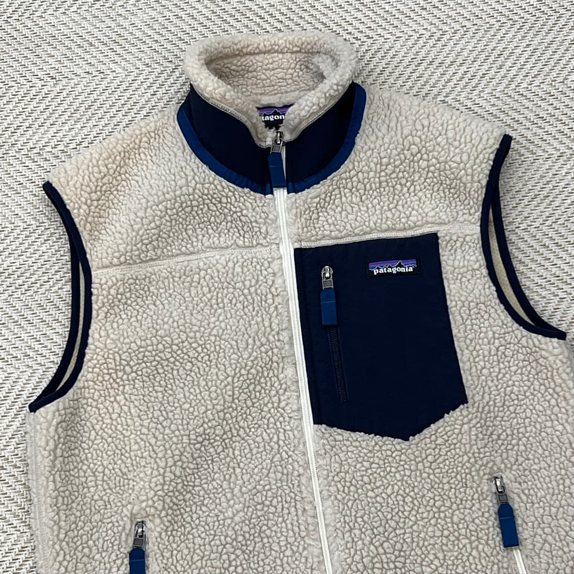 파타고니아 레트로 플리스 베스트 r3243 상품이미지3
