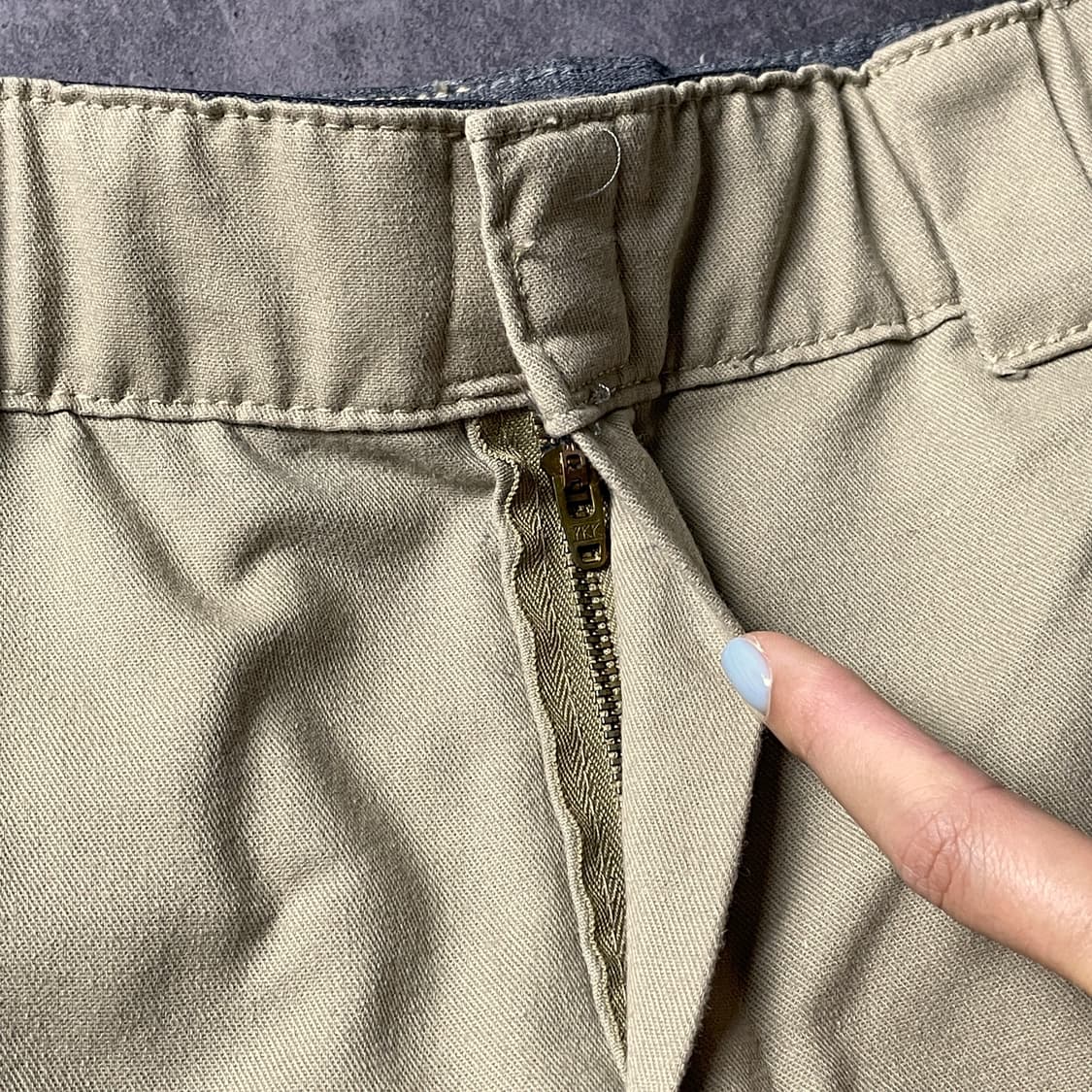 DICKIES 디키즈 FLEX 밴딩 베이지 워크 하프팬츠 A01133 상품이미지3