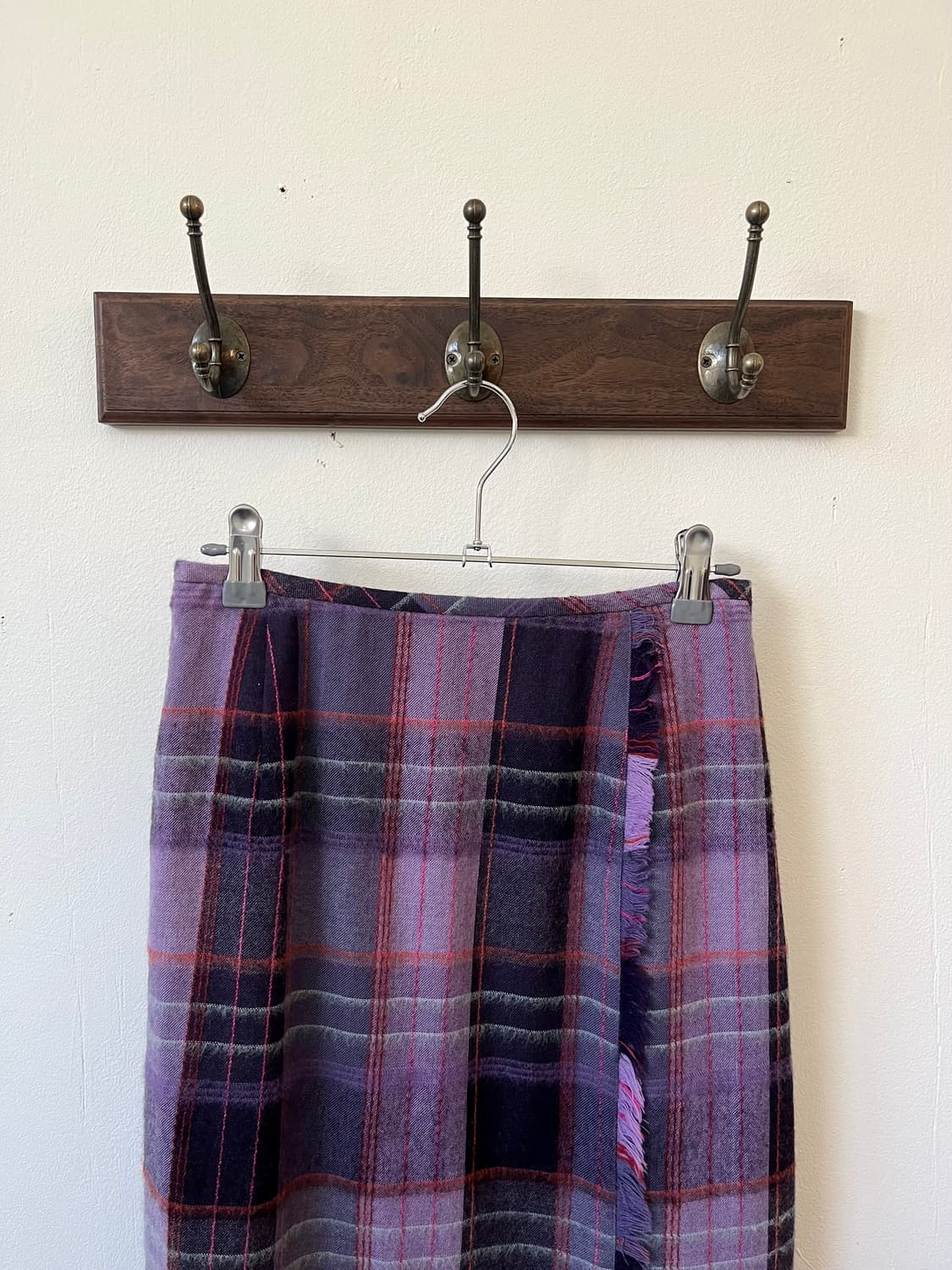 Aylesbury 체크 랩스커트 상품이미지3