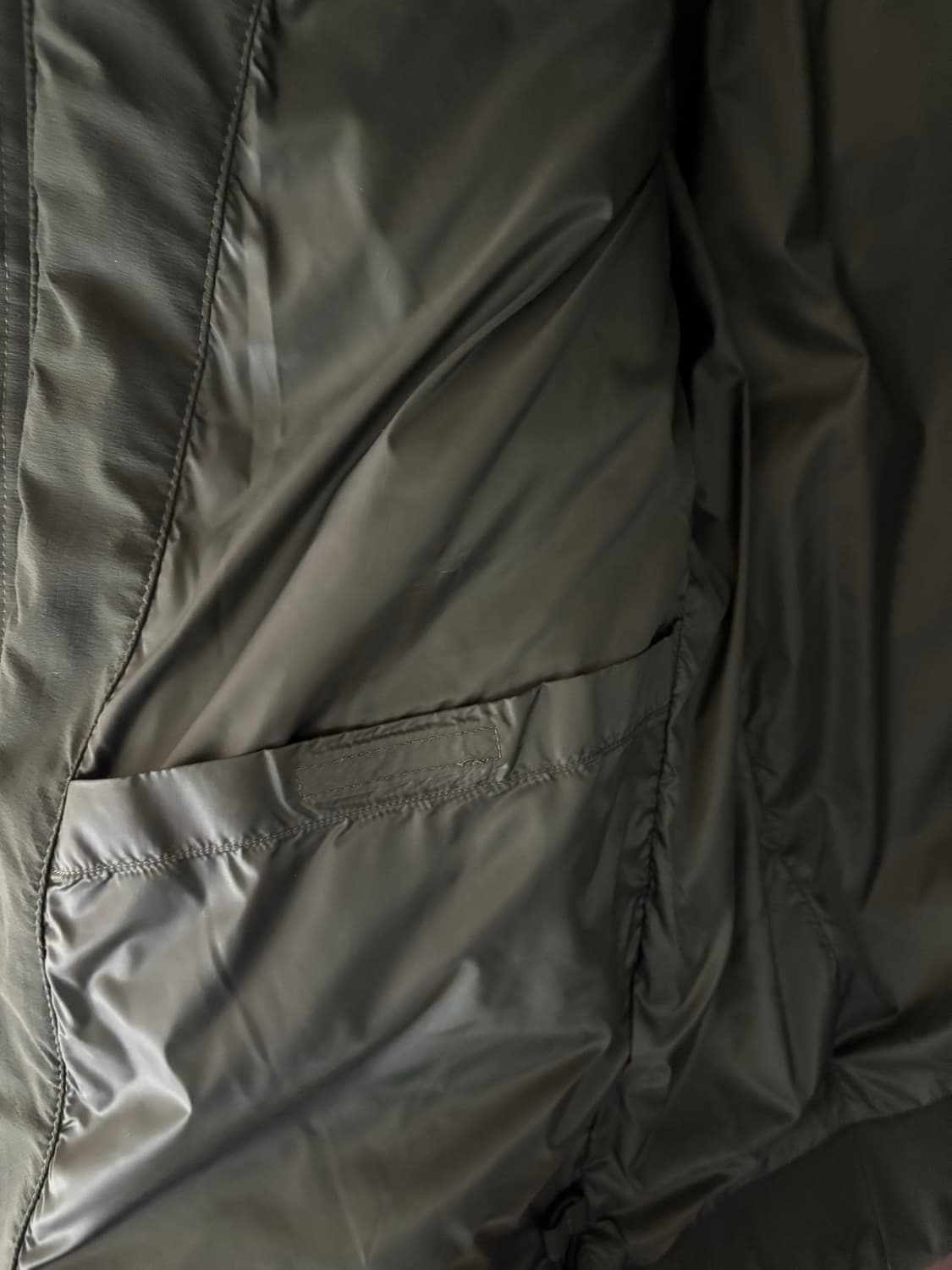 유니클로 심리스다운파카 패딩 상품이미지4