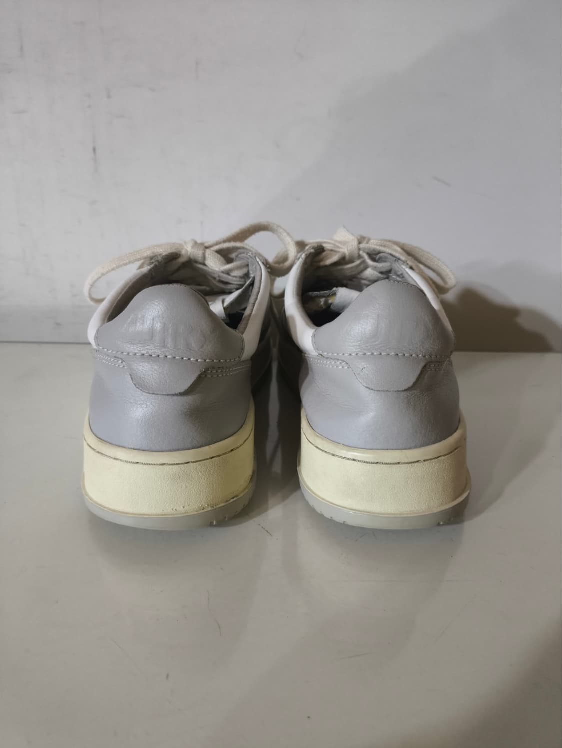 260mm 40 오트리 메달리스트 스니커즈 상품이미지8