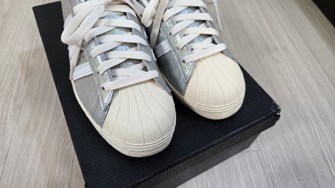 255 아디다스 슈퍼스타 80s 실버 상품이미지5