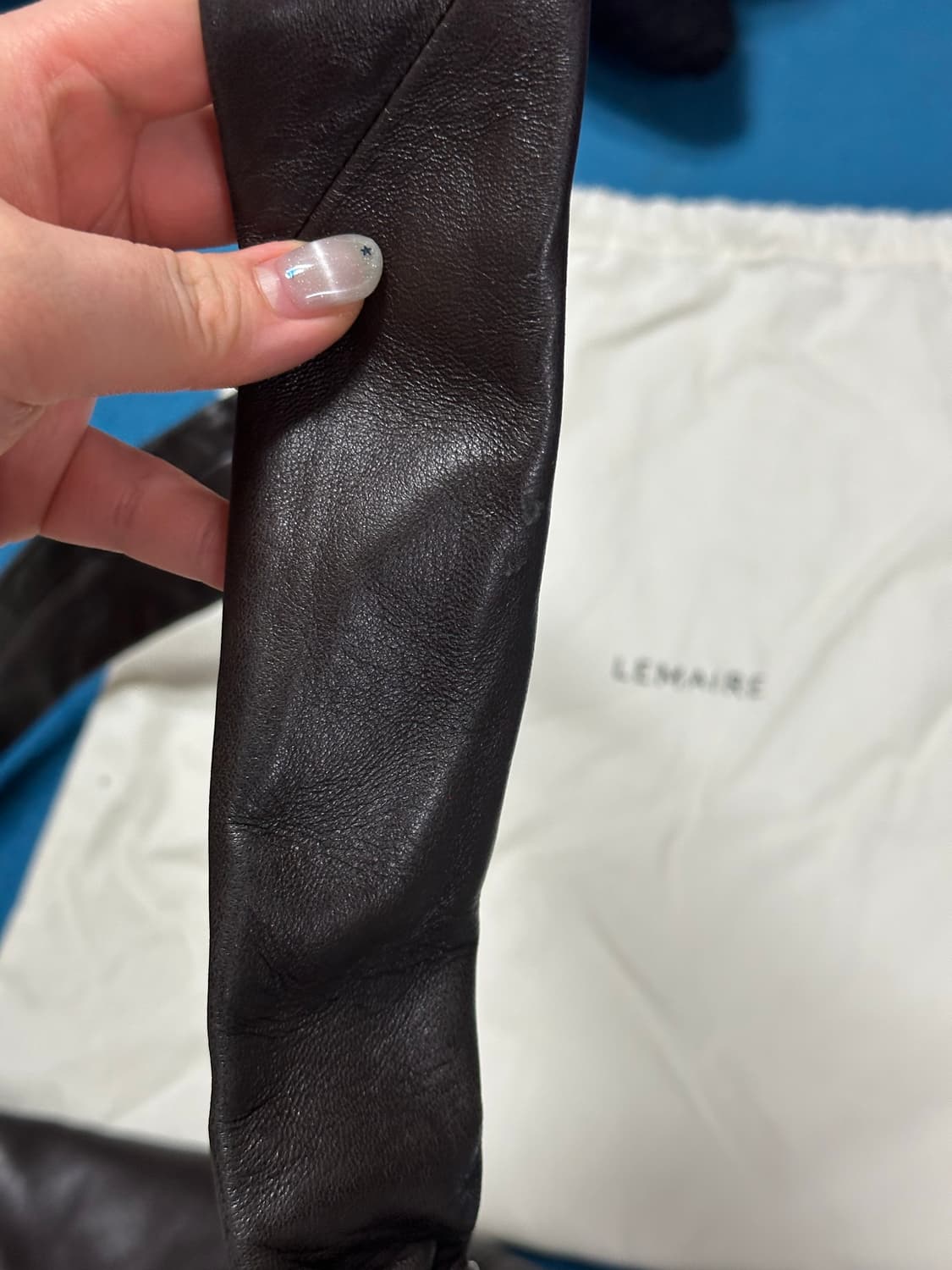 르메르 크루아상 레더 다크초코 상품이미지5