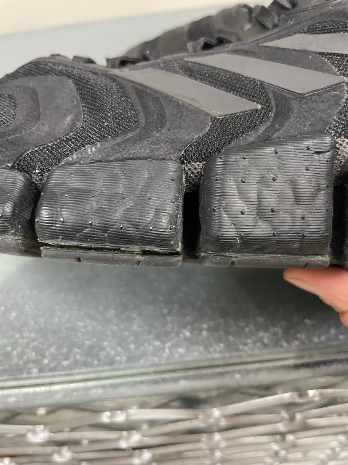 아디다스 x 퍼렐 윌리엄스 클라이마쿨 벤토 블랙 265 상품이미지10