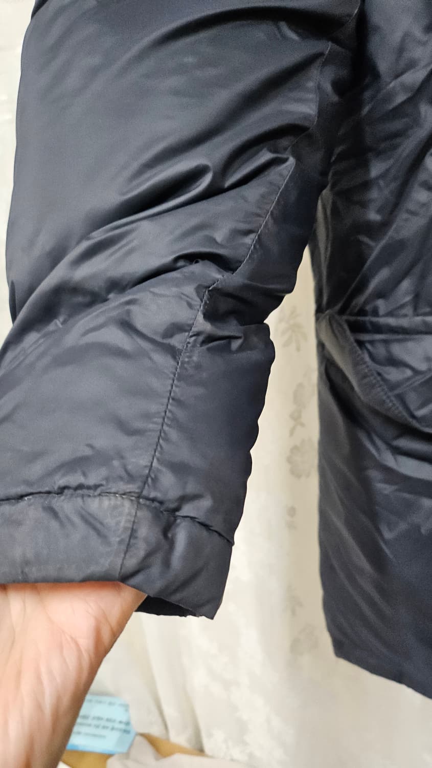 269  리바이스   블랙 패딩  상품이미지8