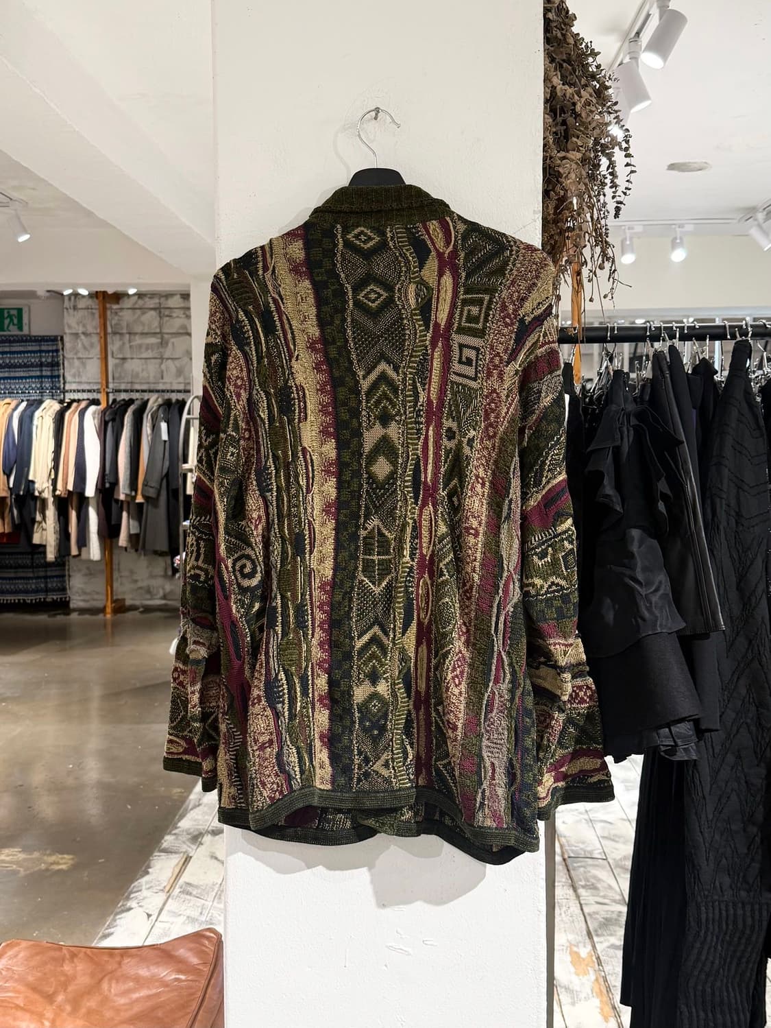 쿠지 그린 에스닉 멀티 케이블 버튼 가디건 상품이미지6