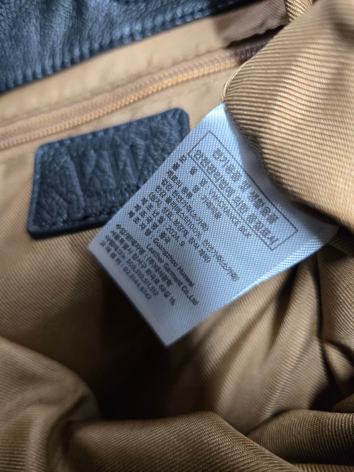 베라왕 블랙 가죽 숄더백 상품이미지5