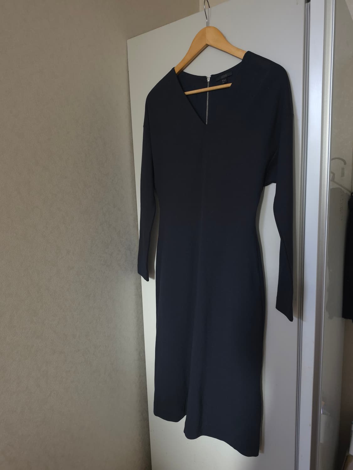 COS 코스 롱 슬리브 드레스 상품이미지1