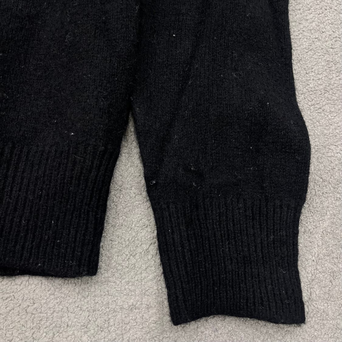 L JW앤더슨 X 유니클로 피쉬 니트 상품이미지3