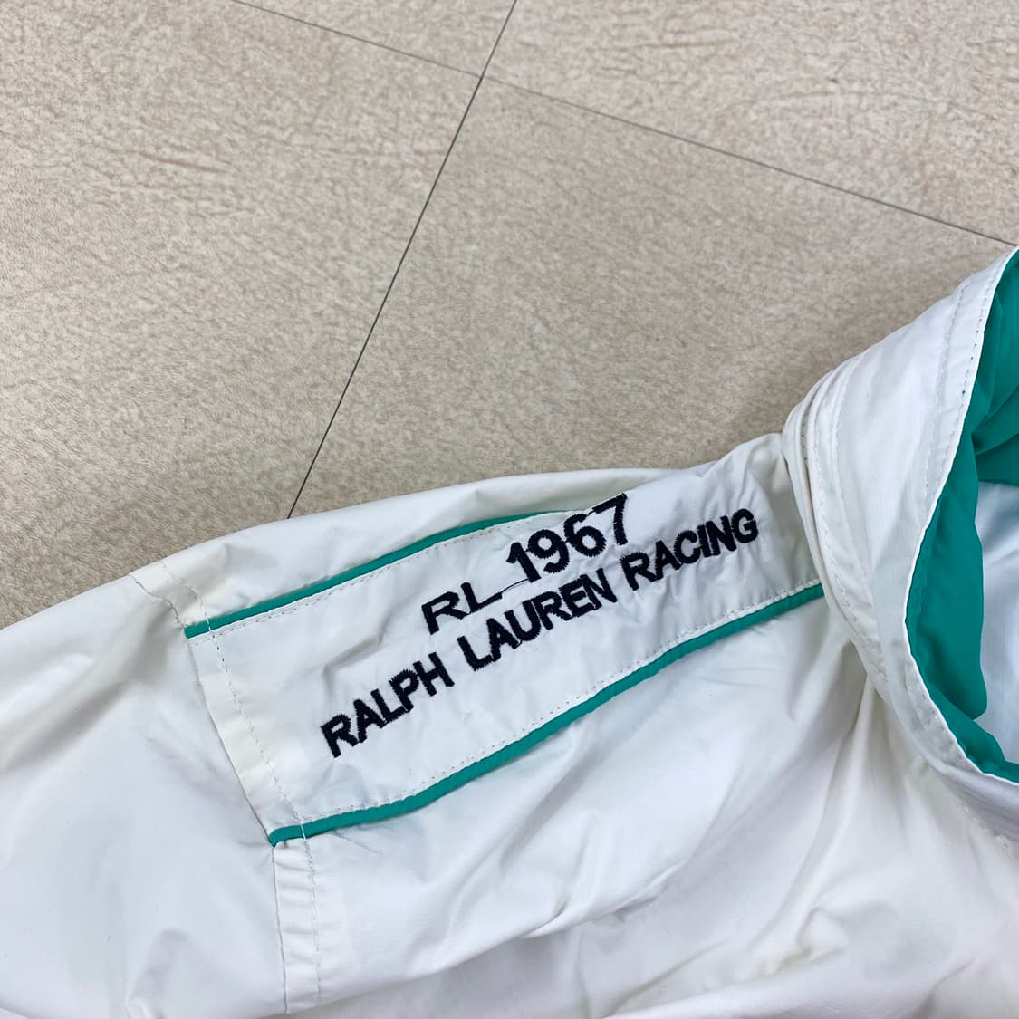 폴로 빅포니 화이트 자수 레이싱 나일론 자켓 (100) 상품이미지9