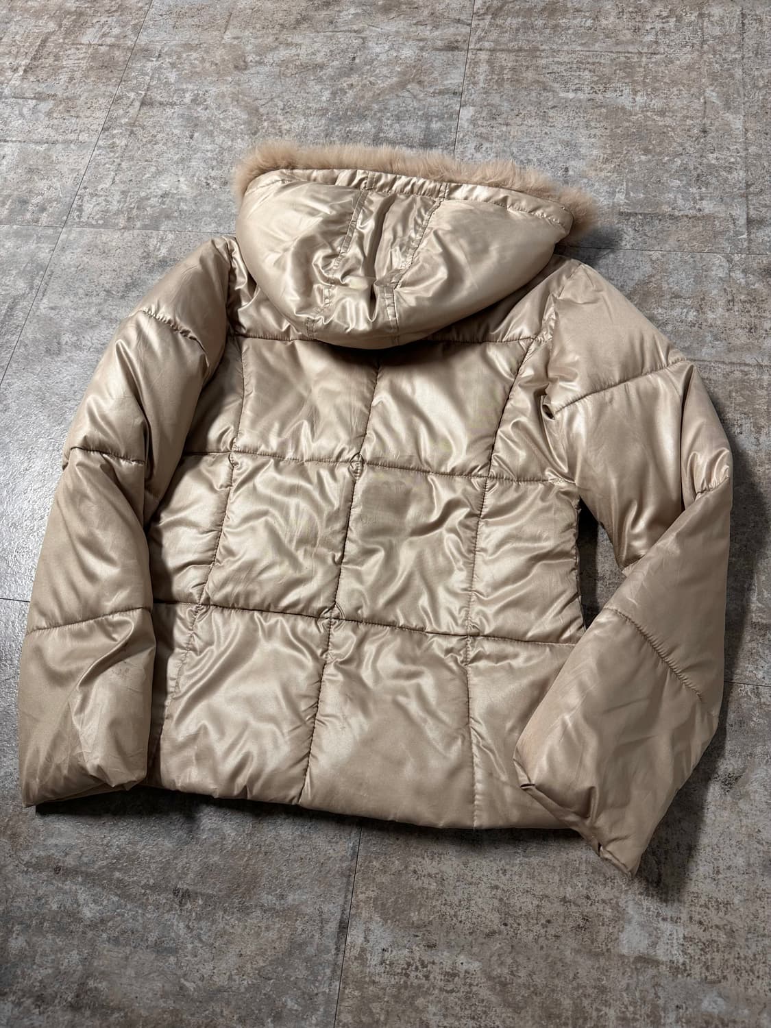 세실맥비 퍼 후디드 푸퍼 재킷 상품이미지7