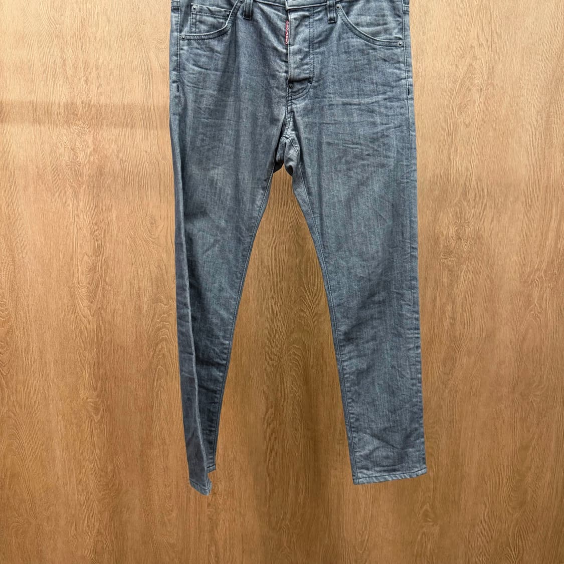 디스퀘어드2 데님 팬츠 레드 탭 포켓 스터드 슬림 스트레이트핏 그레이 상품이미지5