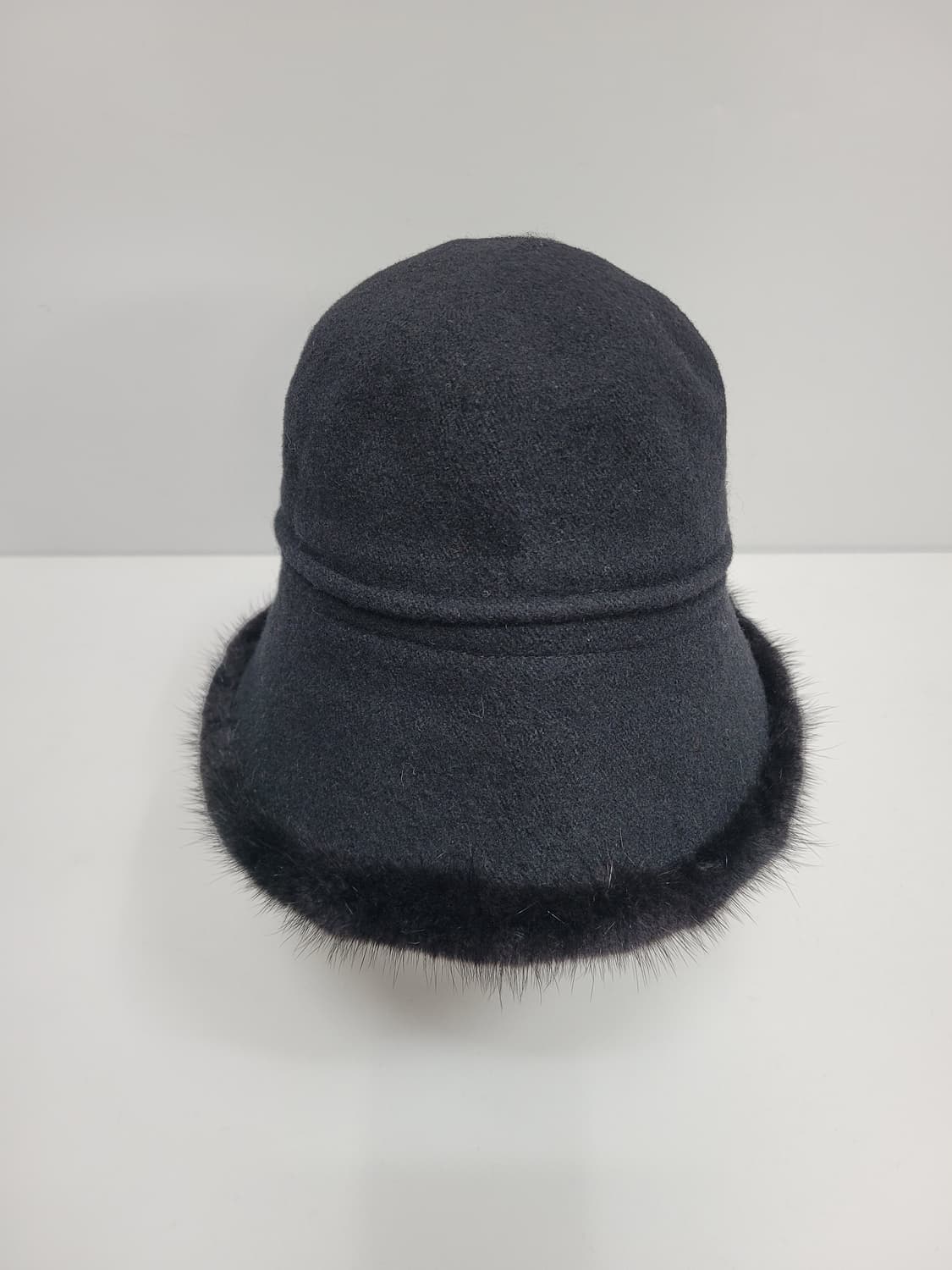 이상봉 밍크 배색 버킷햇 벙거지 모자 / 여 FREE 블랙
 상품이미지4