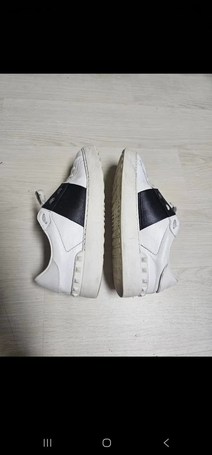 정품 발렌티노 여성스니커즈 225 상품이미지3