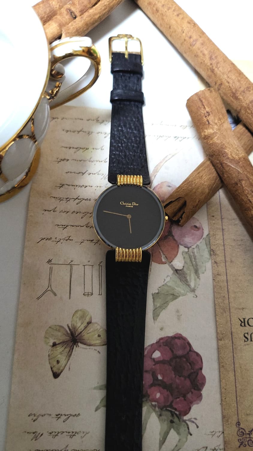 정품 크리스찬디올 블랙문 골드 쿼츠시계[정품 박스포함] 상품이미지7