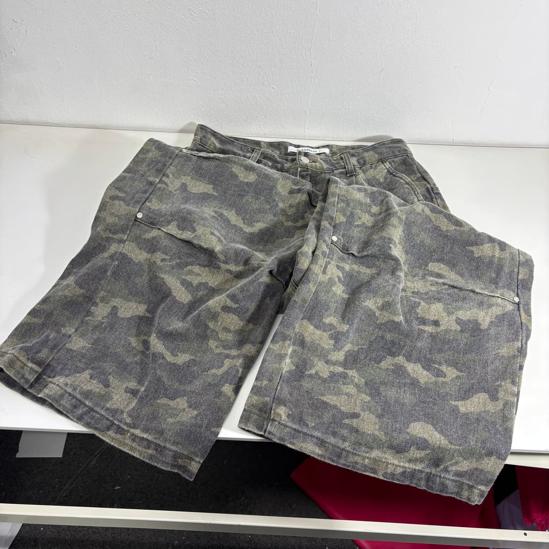 L 어반드레스 카모 와이드핏 카고팬츠 상품이미지3