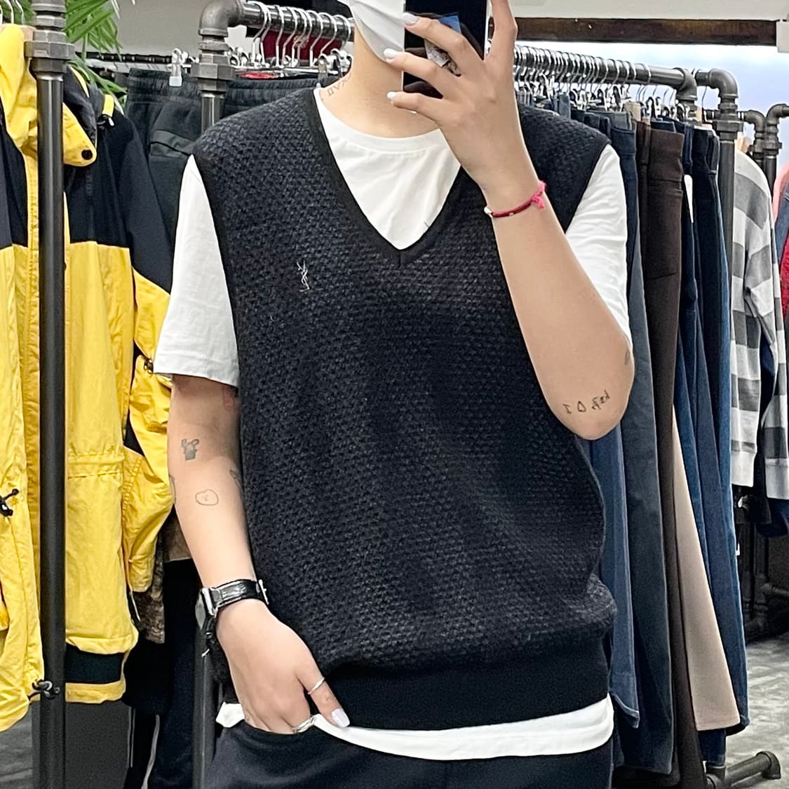 입생로랑 블랙 아가일 패턴 베스트 상품이미지1