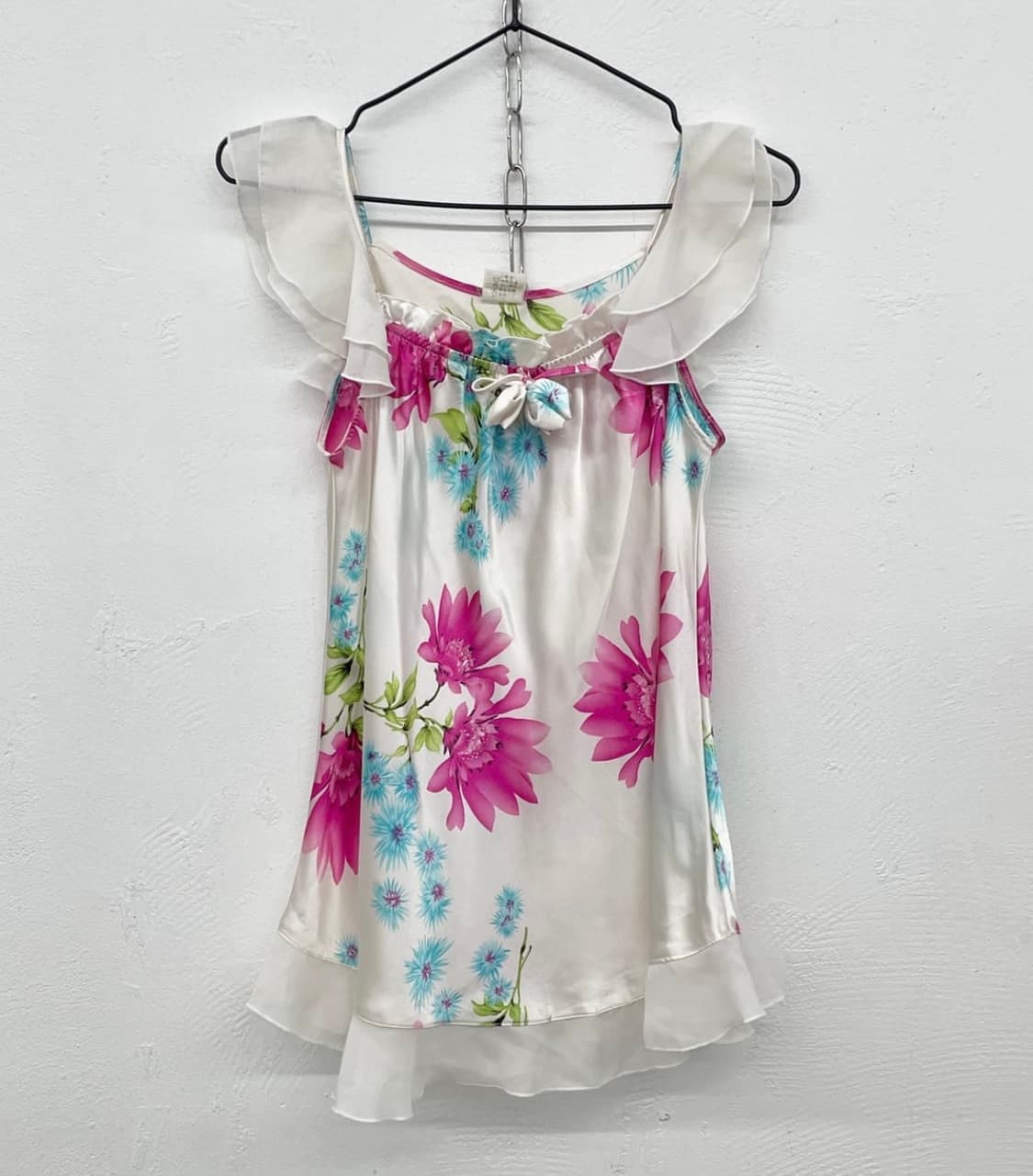 새틴 플라워 프릴 슬립 상품이미지1