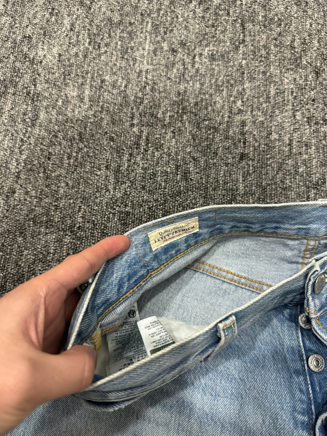 리바이스 501 블랭크탭 프리미엄 라이트 워싱 데님 LVC 상품이미지8