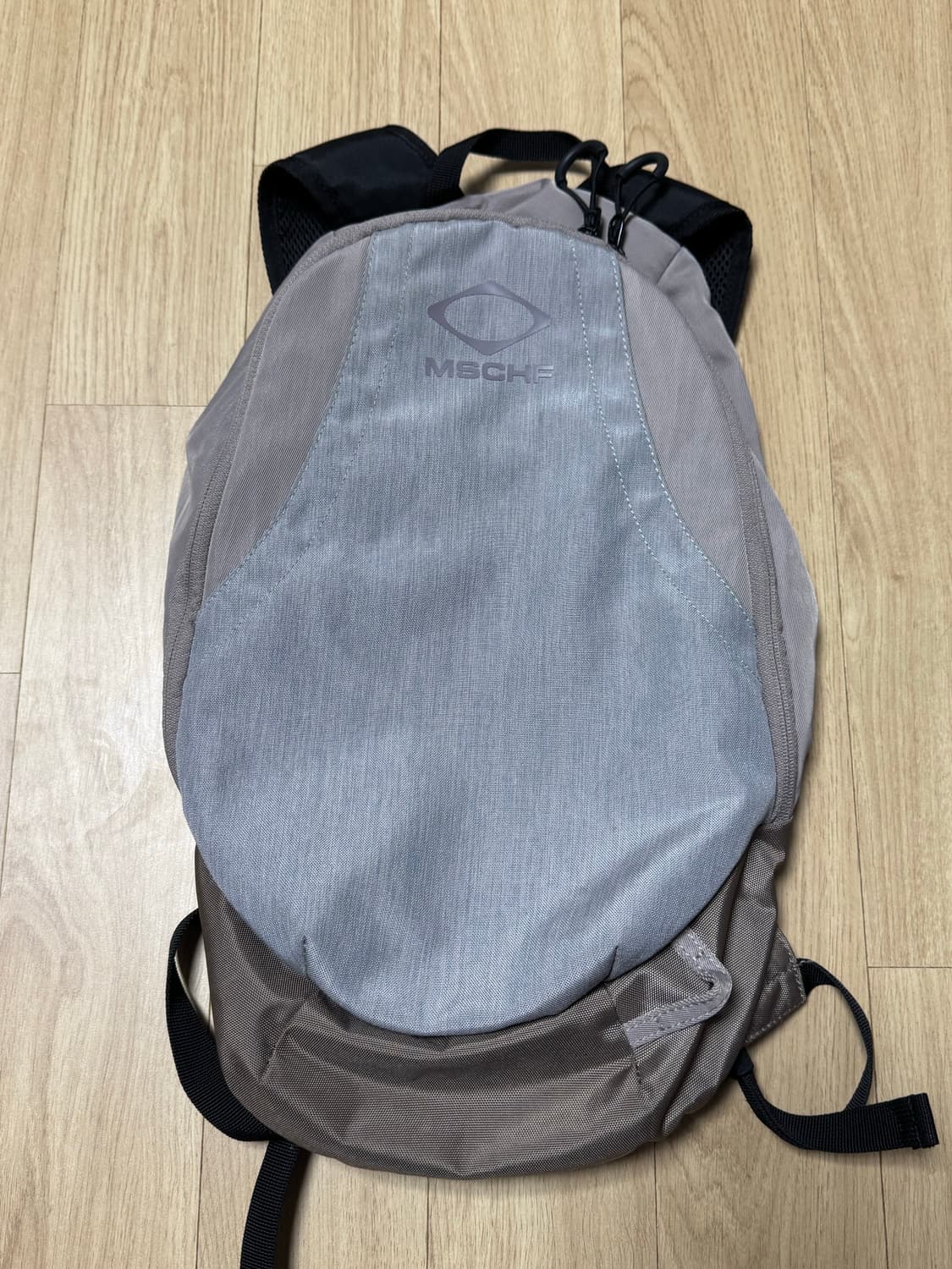 미스치프 롬버스 핑크그레이 백팩 상품이미지1