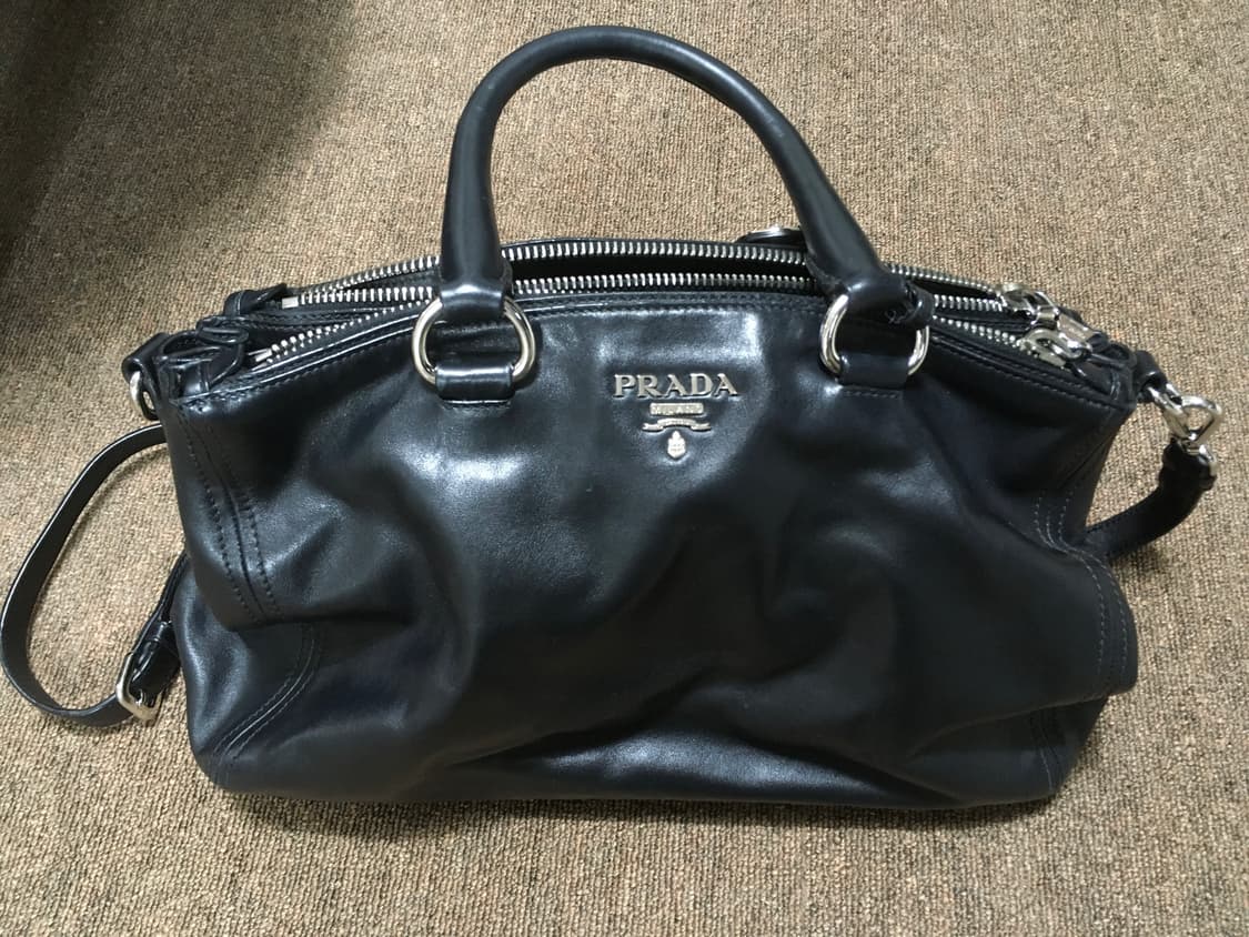 프라다 소프트 카프스킨 토트백 상품이미지2