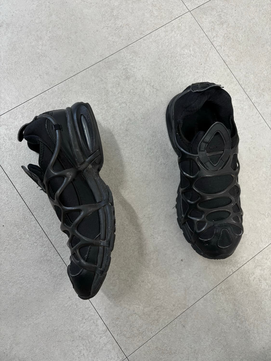 나이키 에어 쿠키니 트리플 블랙 285 상품이미지2