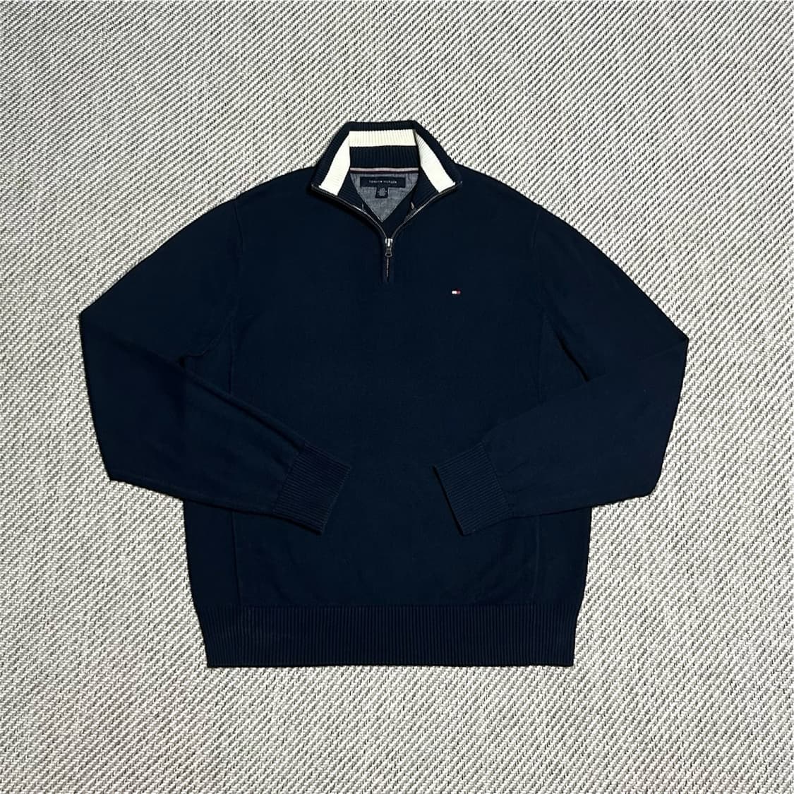 [L] Tommy 타미힐피거 네이비 반집업 코튼 니트 상품이미지1