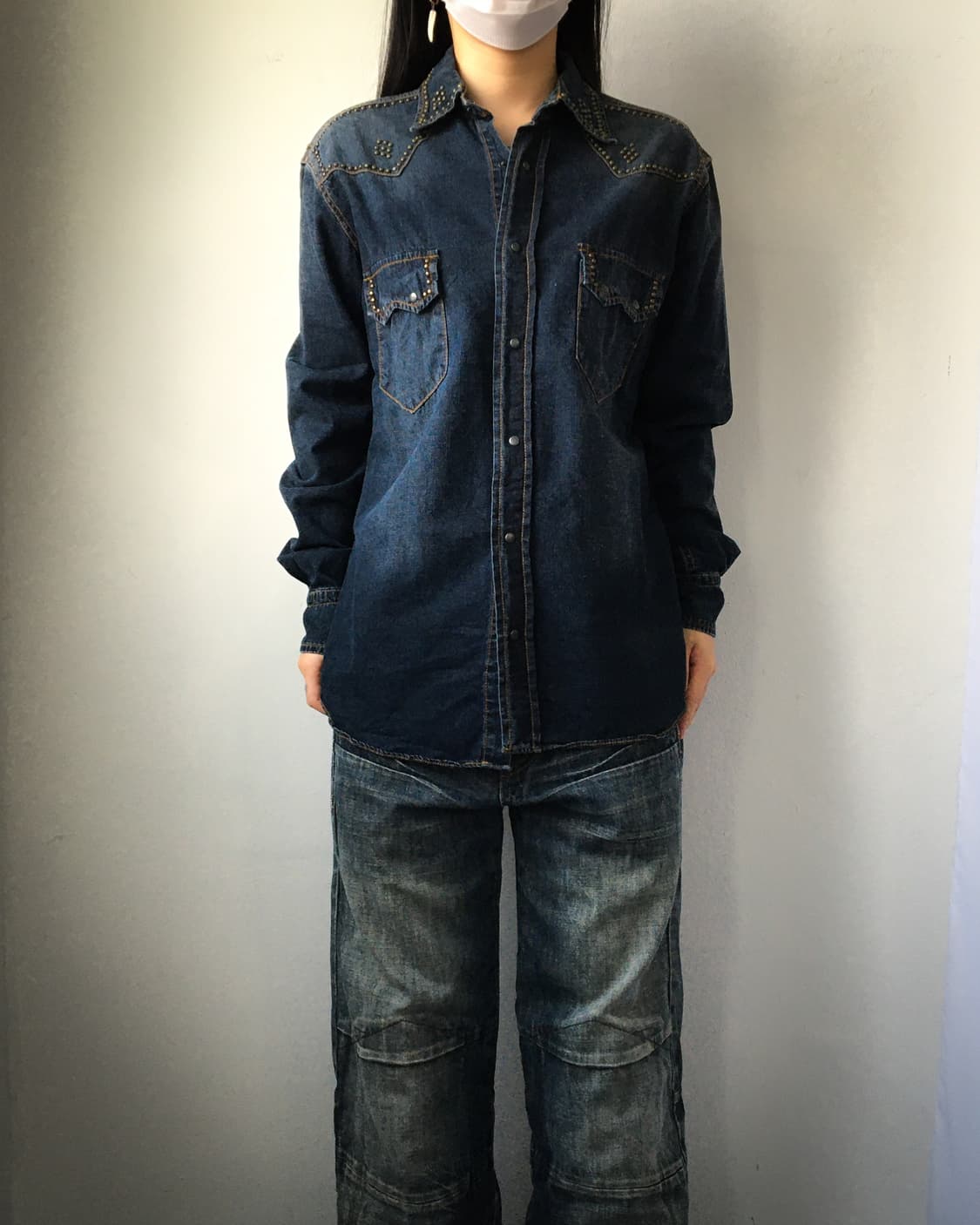 Stud point denim shirt 상품이미지6