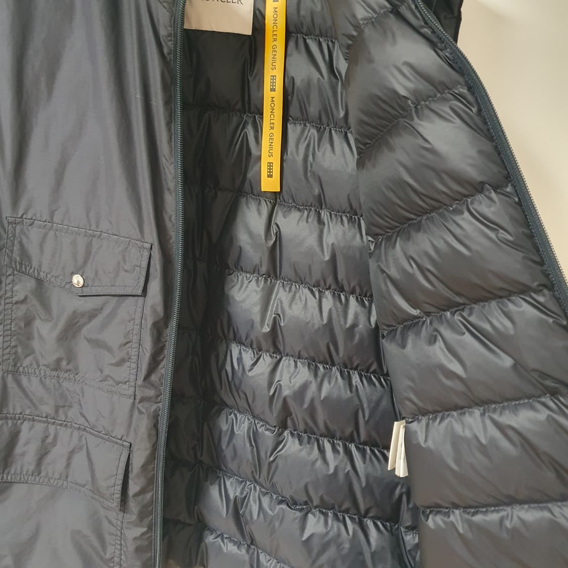몽클레어x지니어스 콜라보 패딩 조끼 4사이즈 상품이미지4