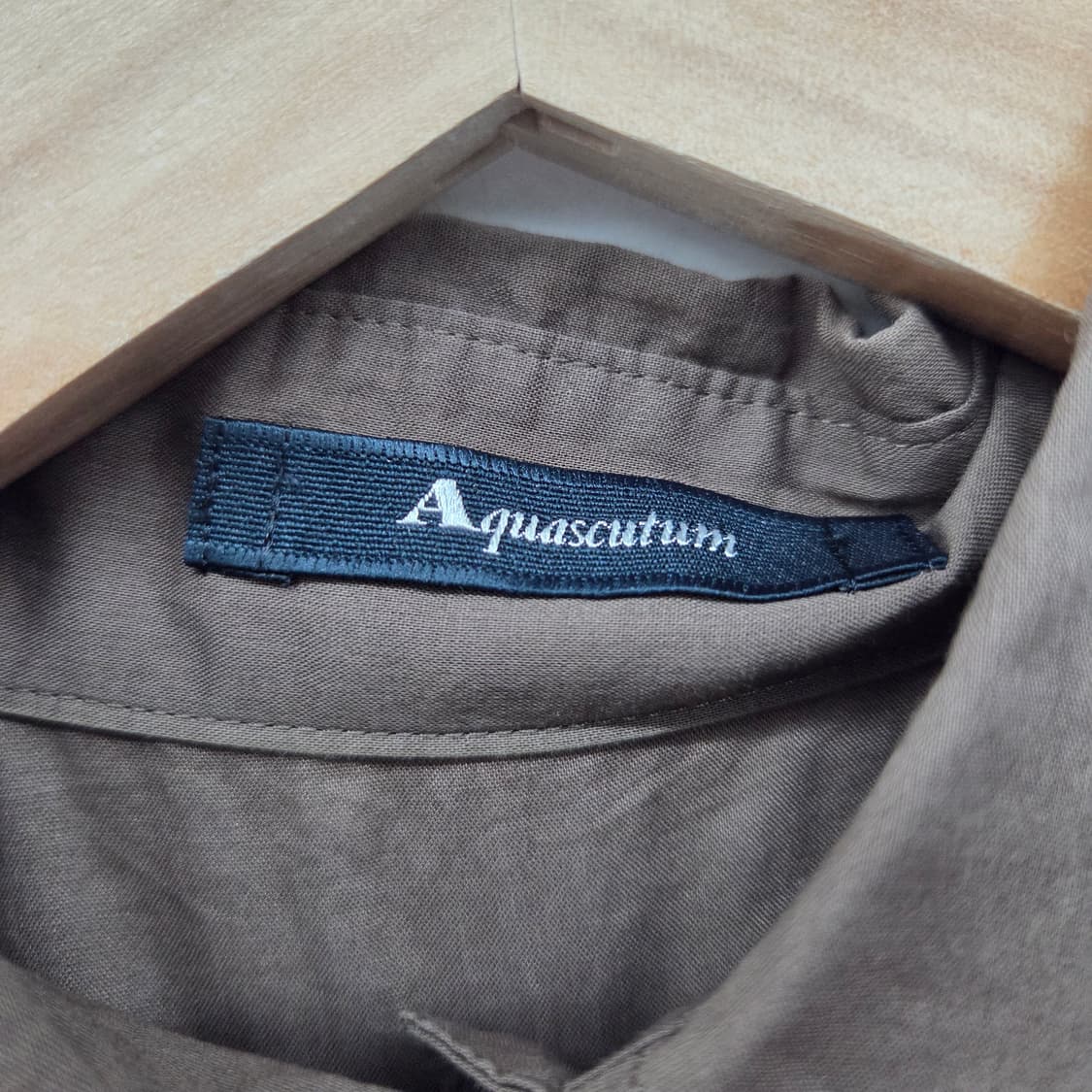 아쿠아스큐텀 브라운 포켓 긴팔 셔츠 여성M 상품이미지3