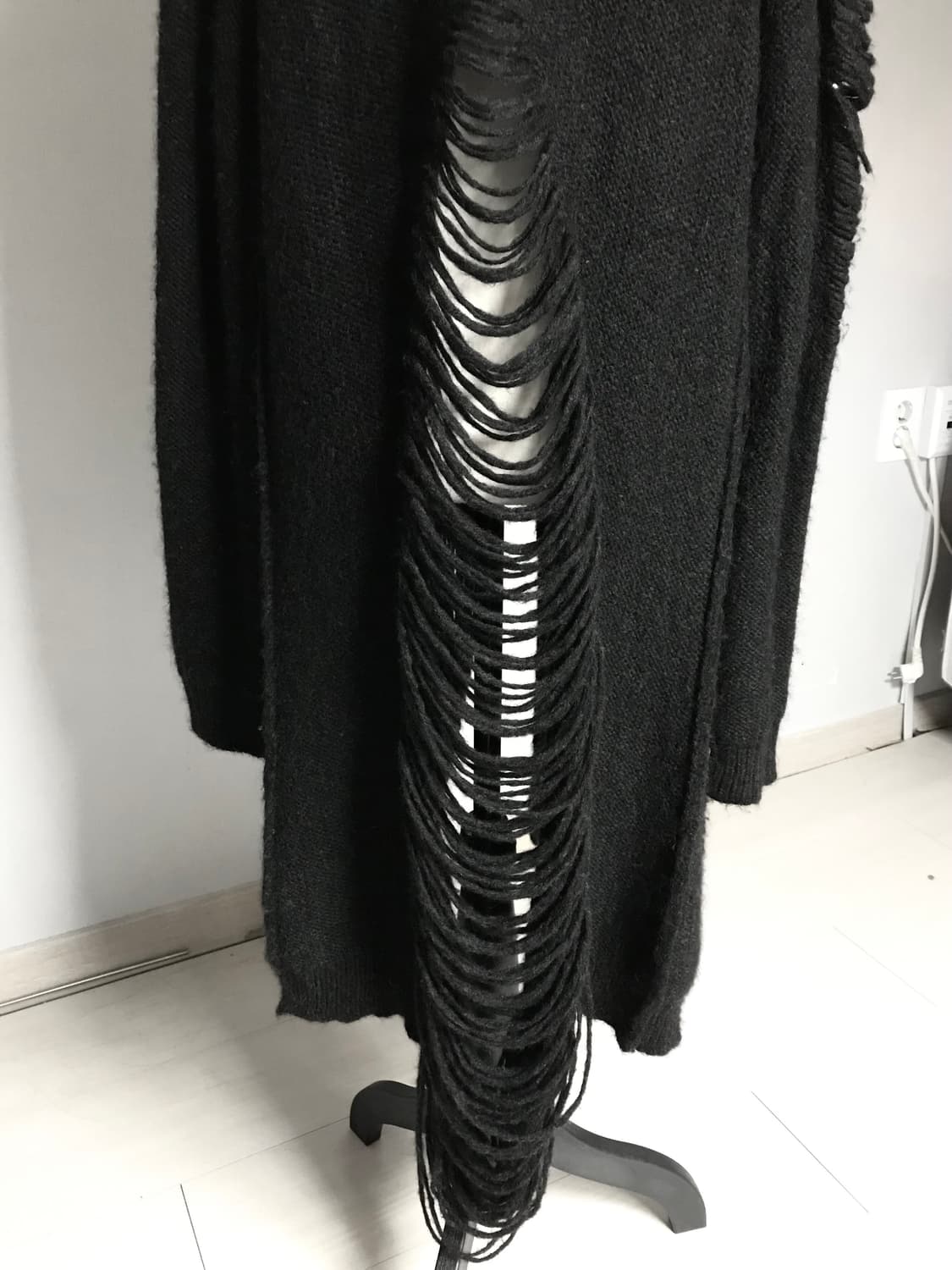 ALLSAINTS Distressed Long Knit Cardigan 상품이미지3