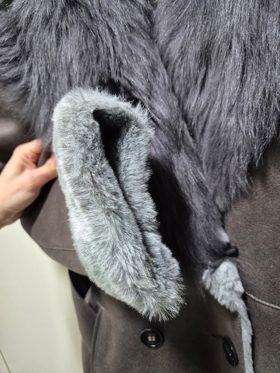 (새상품)itov 아이토브 무스탕 코트 여성 상품이미지7