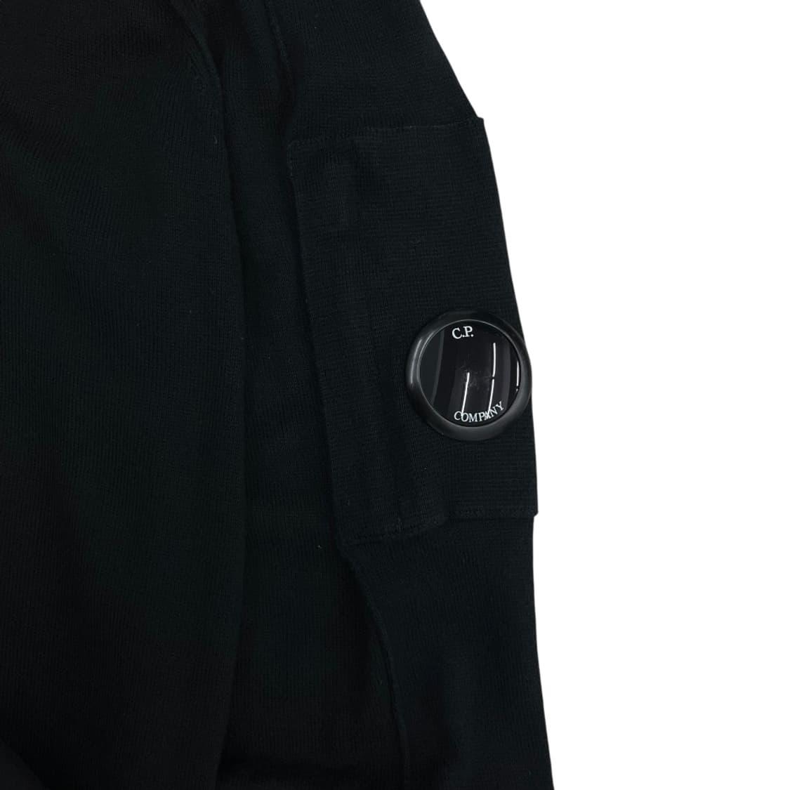 cp컴퍼니 사이드 와펜 블랙 반집업 48 상품이미지5