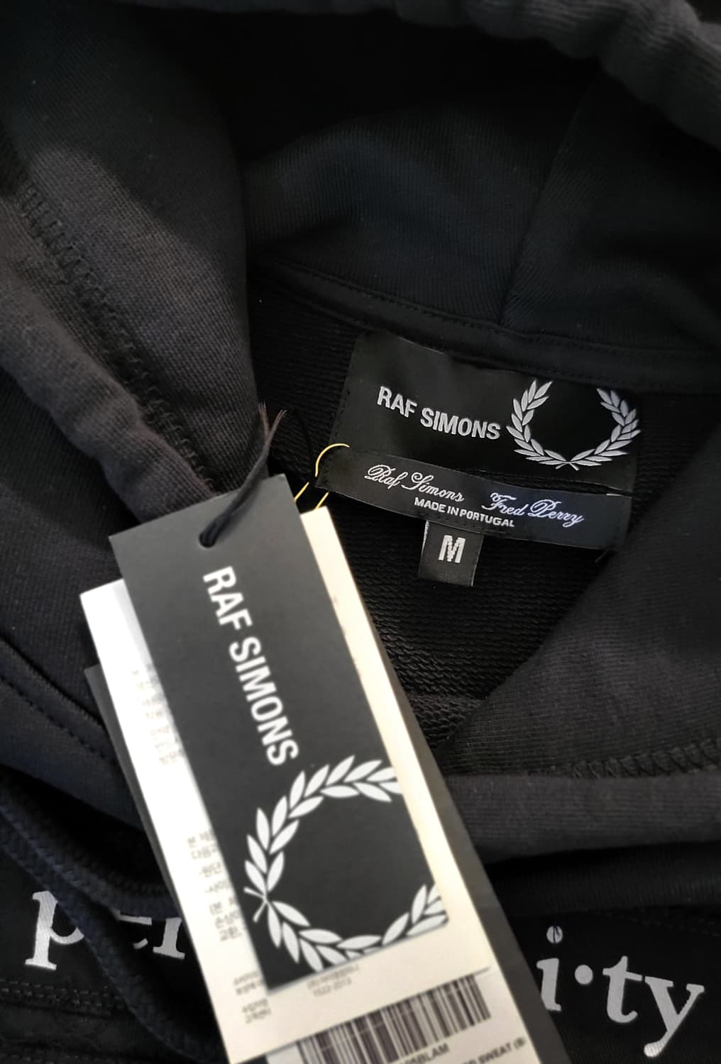 라프시몬스 후드 티셔츠 블랙 상품이미지4