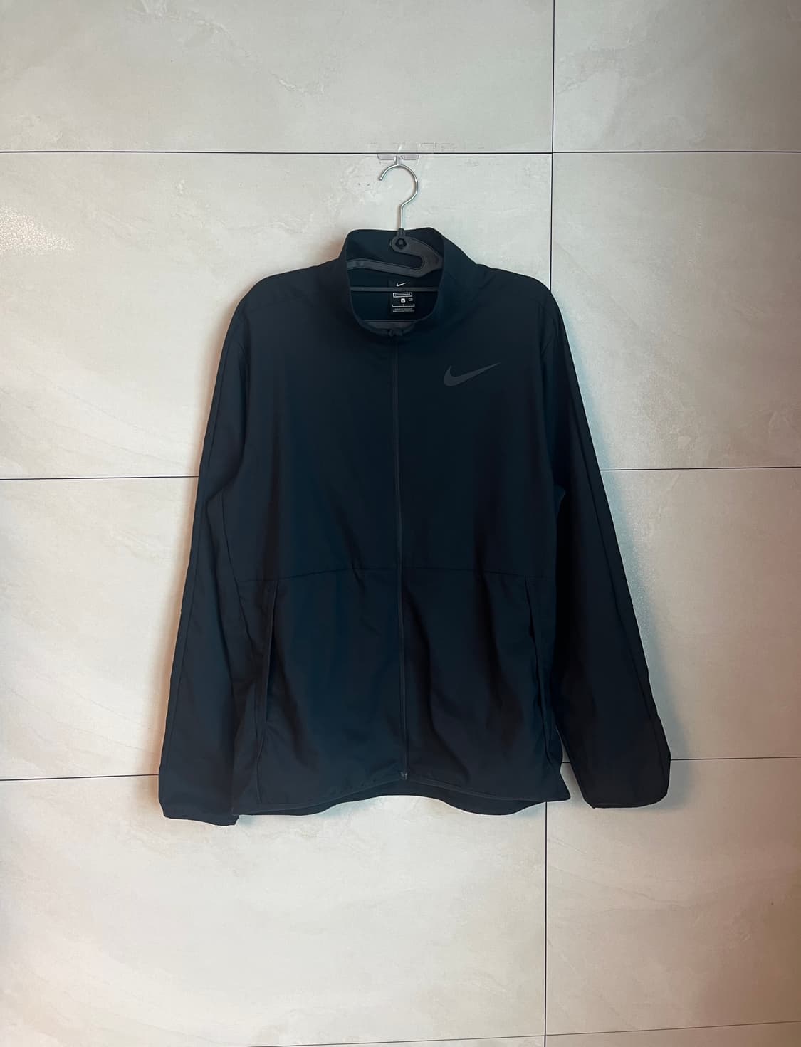 [L/100] 나이키 스우시 바람막이 집업 블랙 상품이미지1