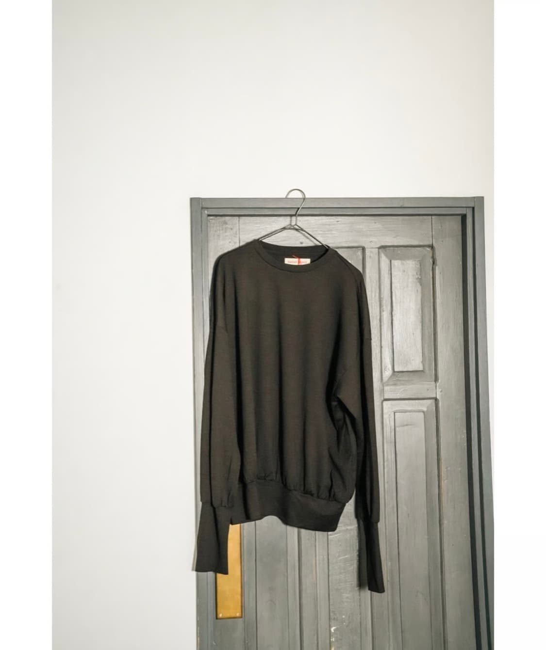 [F] Barbell Object bo top loose brown 상품이미지1