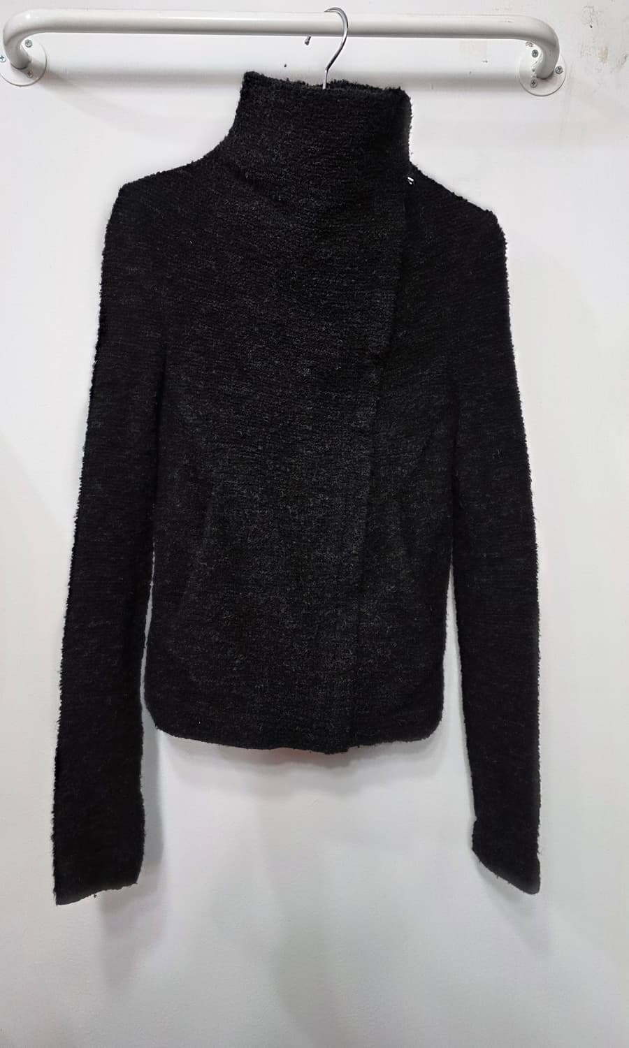 이로 여성 니트 집업 상품이미지1